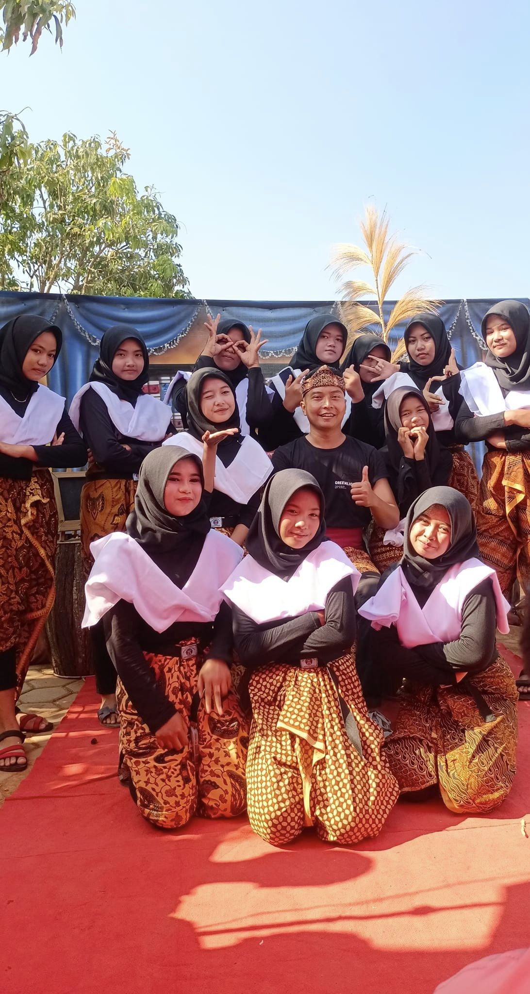 Tari Rampak Ayu Tari Rampak Ayu